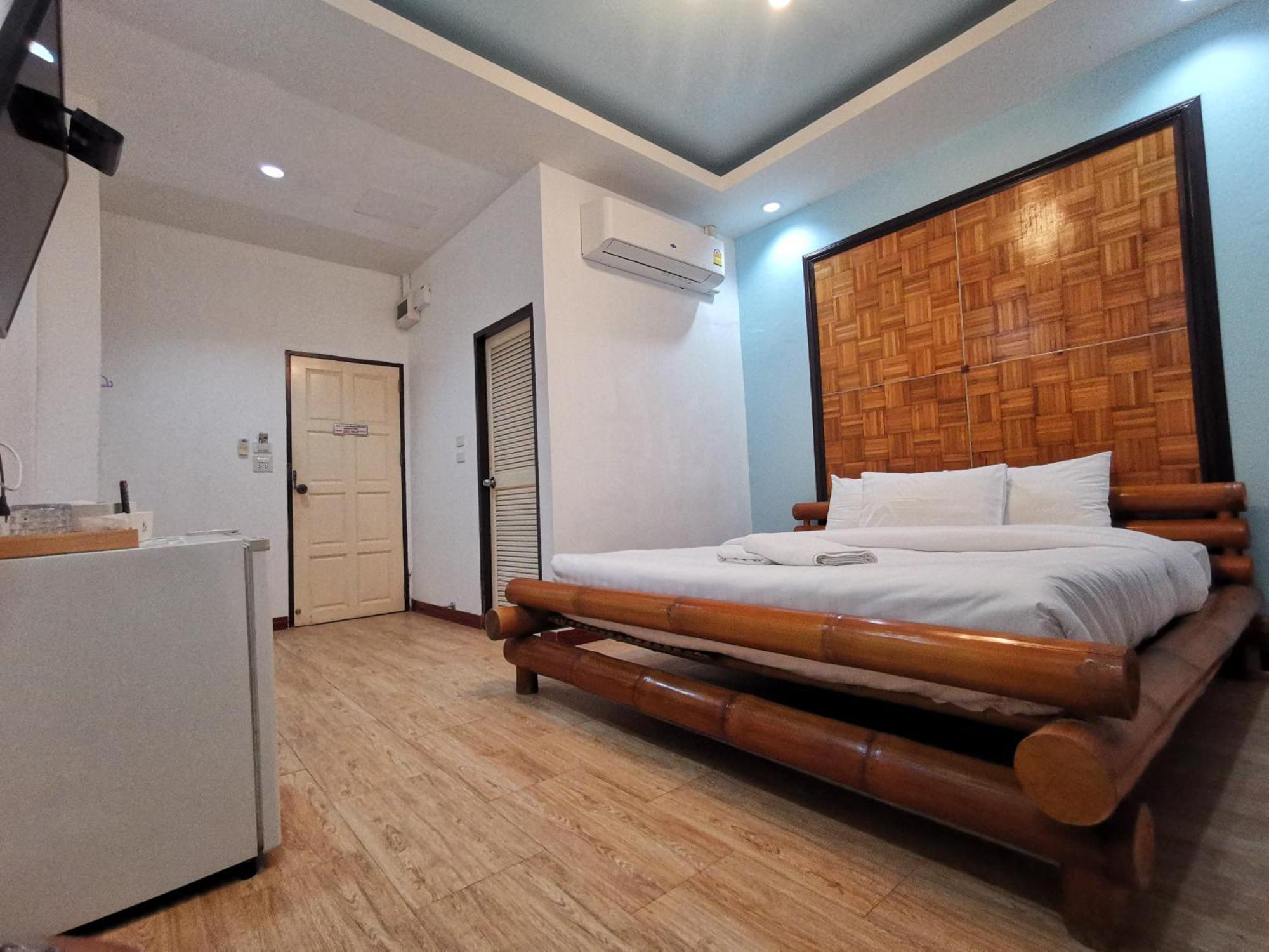 Kan Home Hotel Канчанабури Экстерьер фото