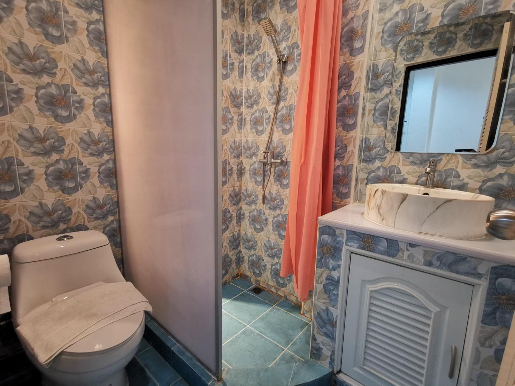 Kan Home Hotel Канчанабури Экстерьер фото